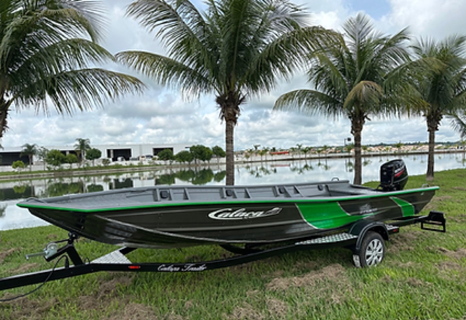 GranFlashBass — Calaça Náutica